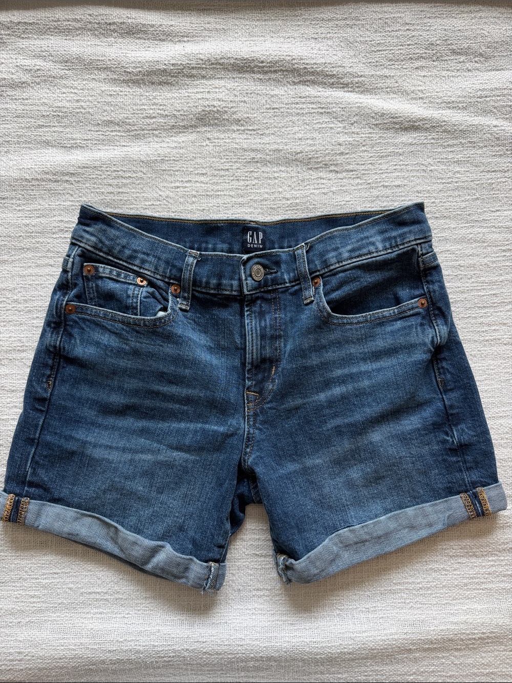 GAP Women's Indigo Denim Rolled-Hem Shorts
